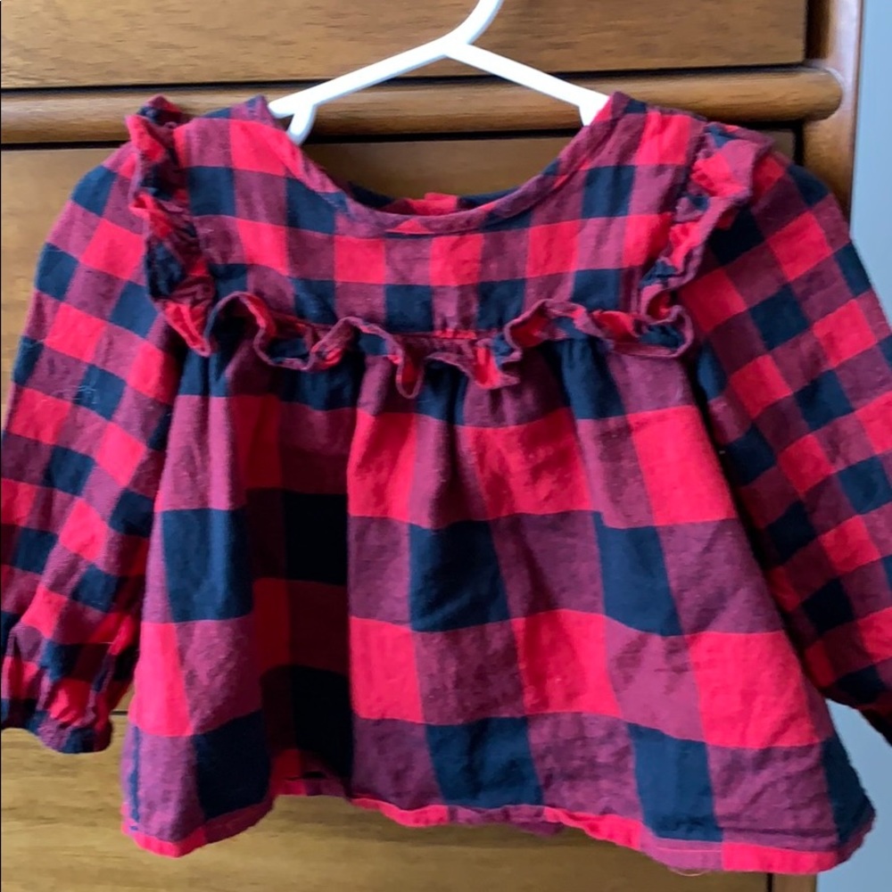 Red and black long sleeve checkered blouse!
